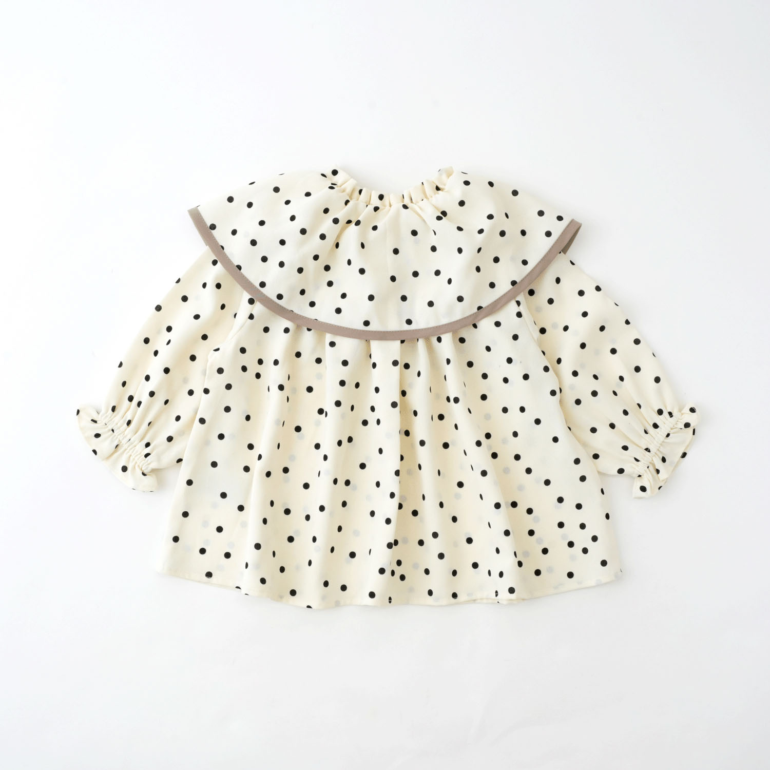 ケープカラーブラウス - 画像2