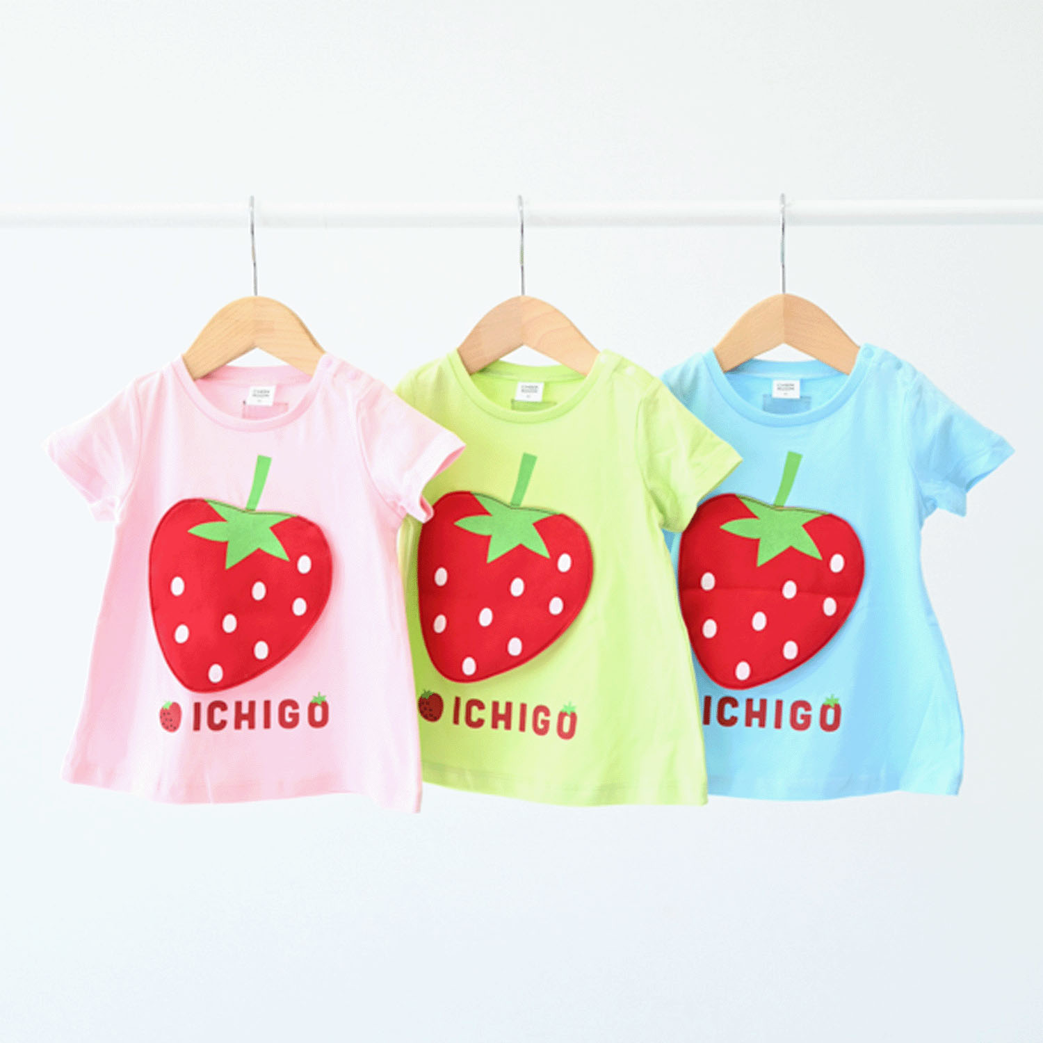 いちご Tシャツ - 画像1