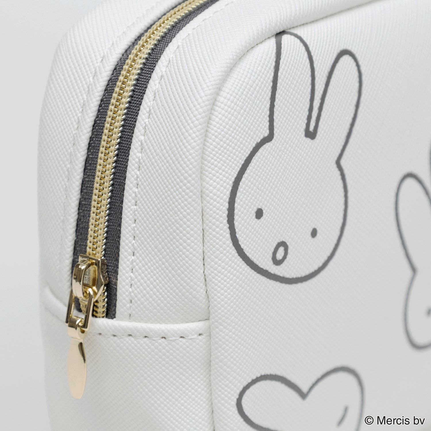 miffy LARGE MOTIF スクエアポーチ アイボリー - 画像4