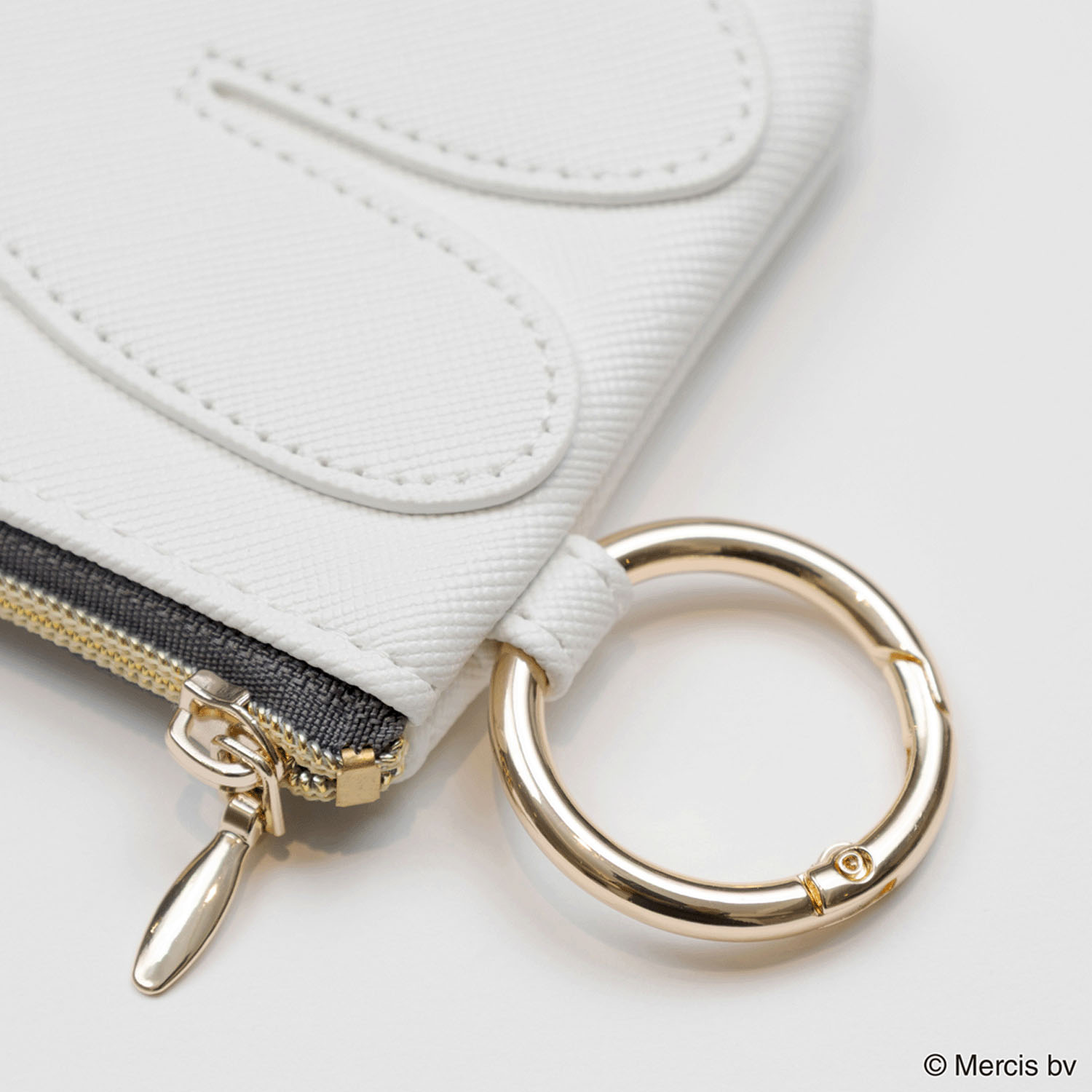 miffy LARGE MOTIF カード＆パスケース  アイボリー - 画像4