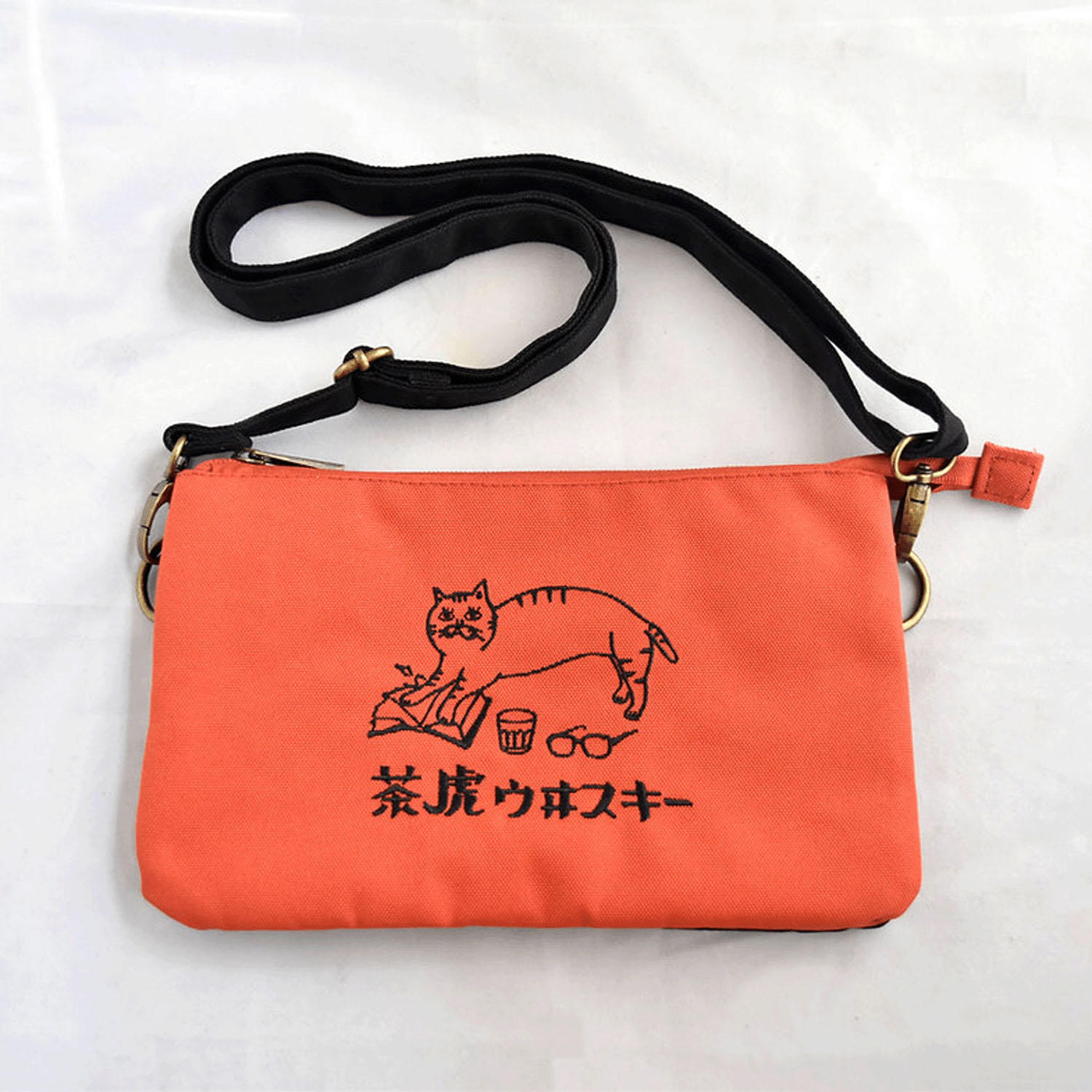 茶虎ウヰスキー たくさんポッケのショルダー