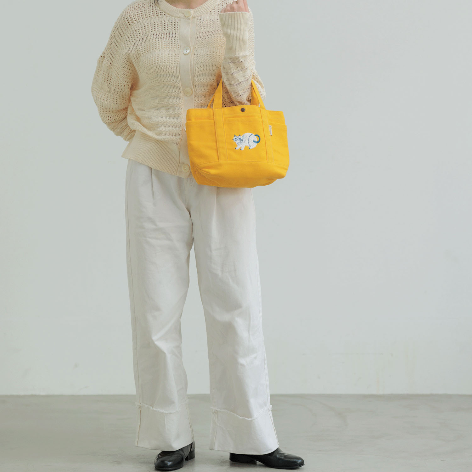 fikalycka 帆布トート サガラ刺繍 イエロー - 画像3
