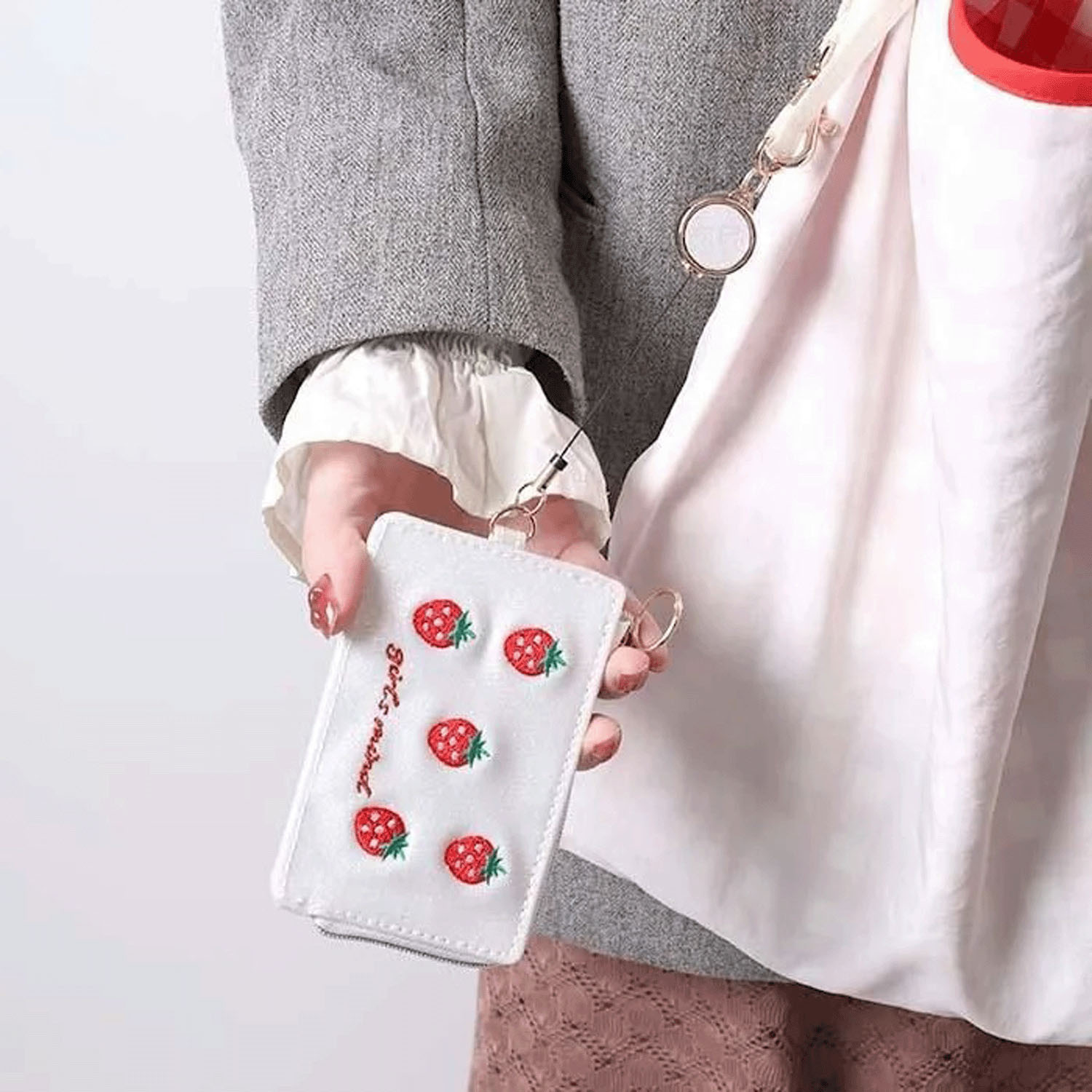 蝶＆苺パスケース - 画像8