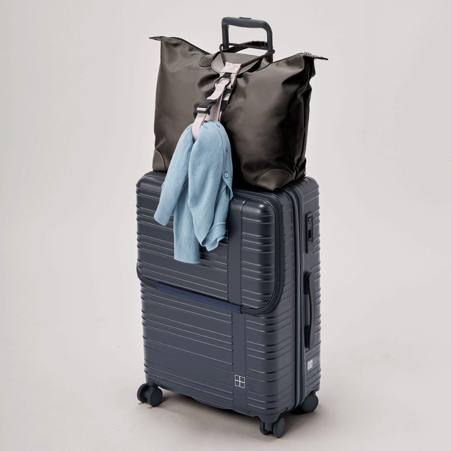 バッグ＆洋服とめるベルト