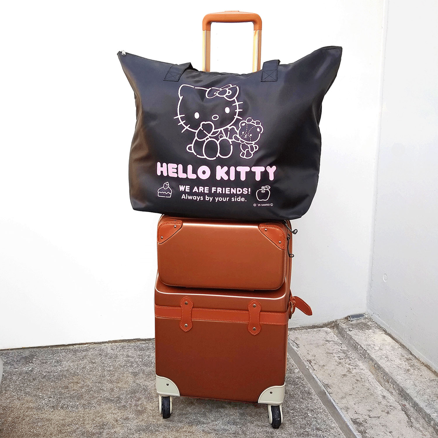 サンリオ 折りたたみファスナートート Lサイズ