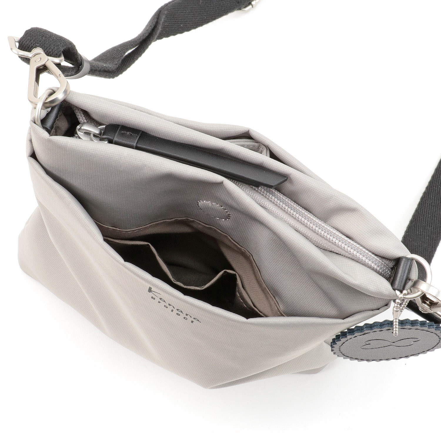 カナナプロジェクト サリール縦型ショルダーバッグ - 画像7