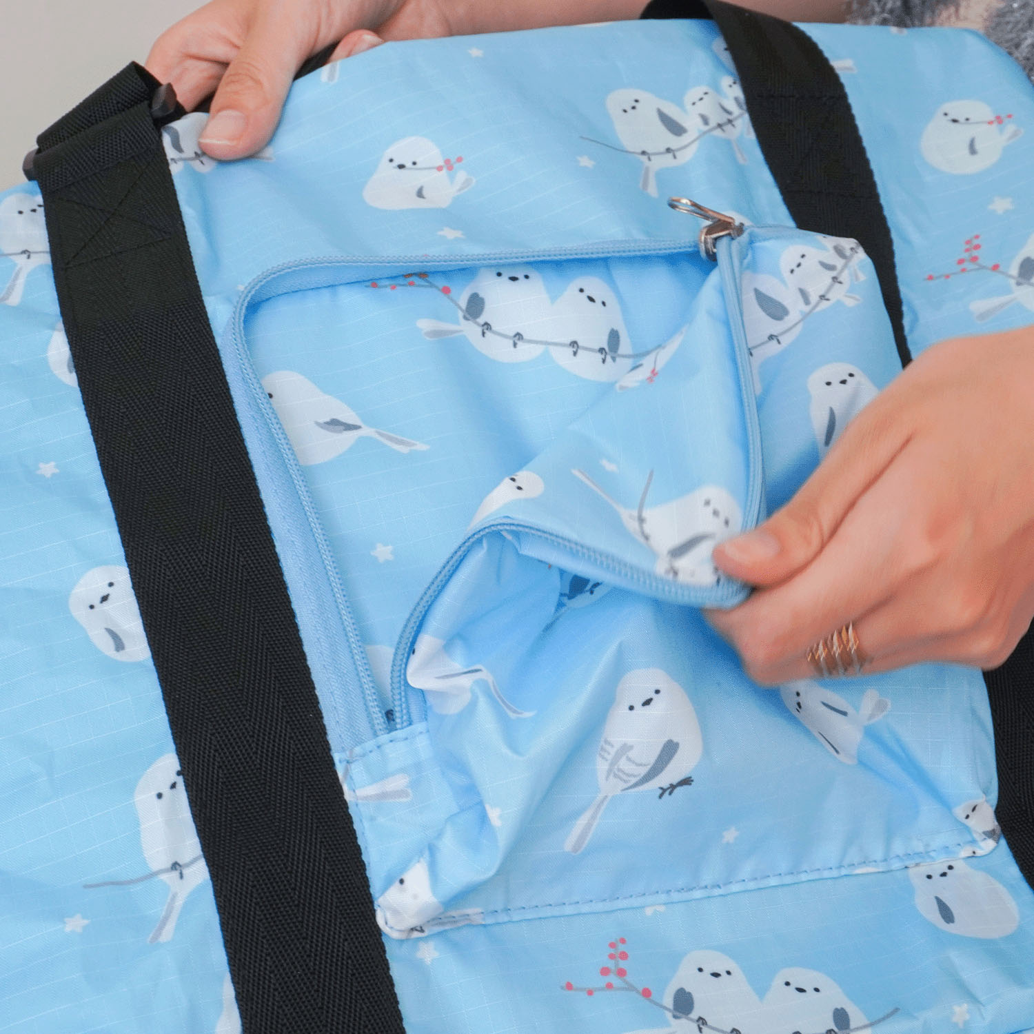 【エトワールオリジナル】シマエナガ柄コンパクトボストンバッグ - 画像6