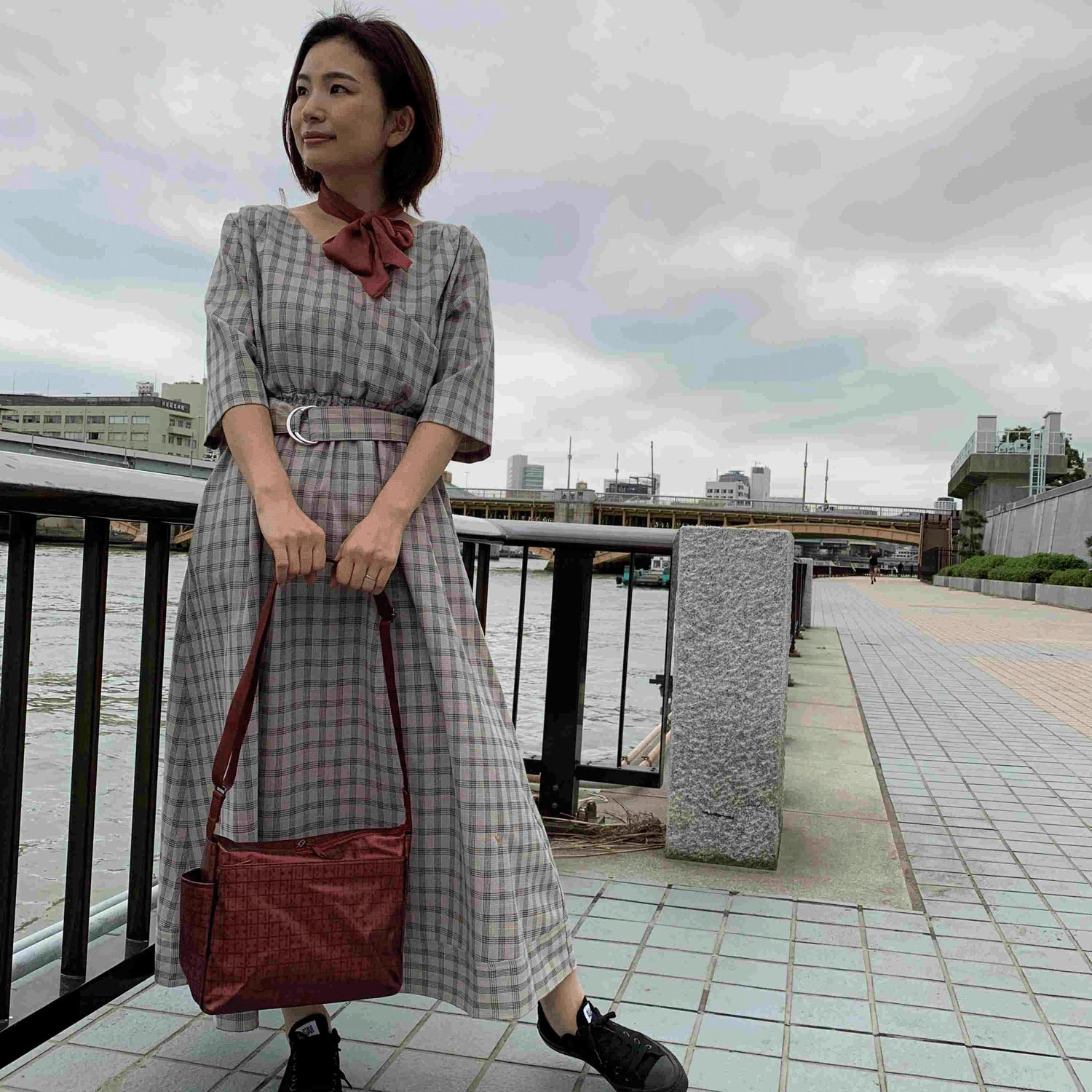 キキ2 シンプル角ポシェット L - 画像1