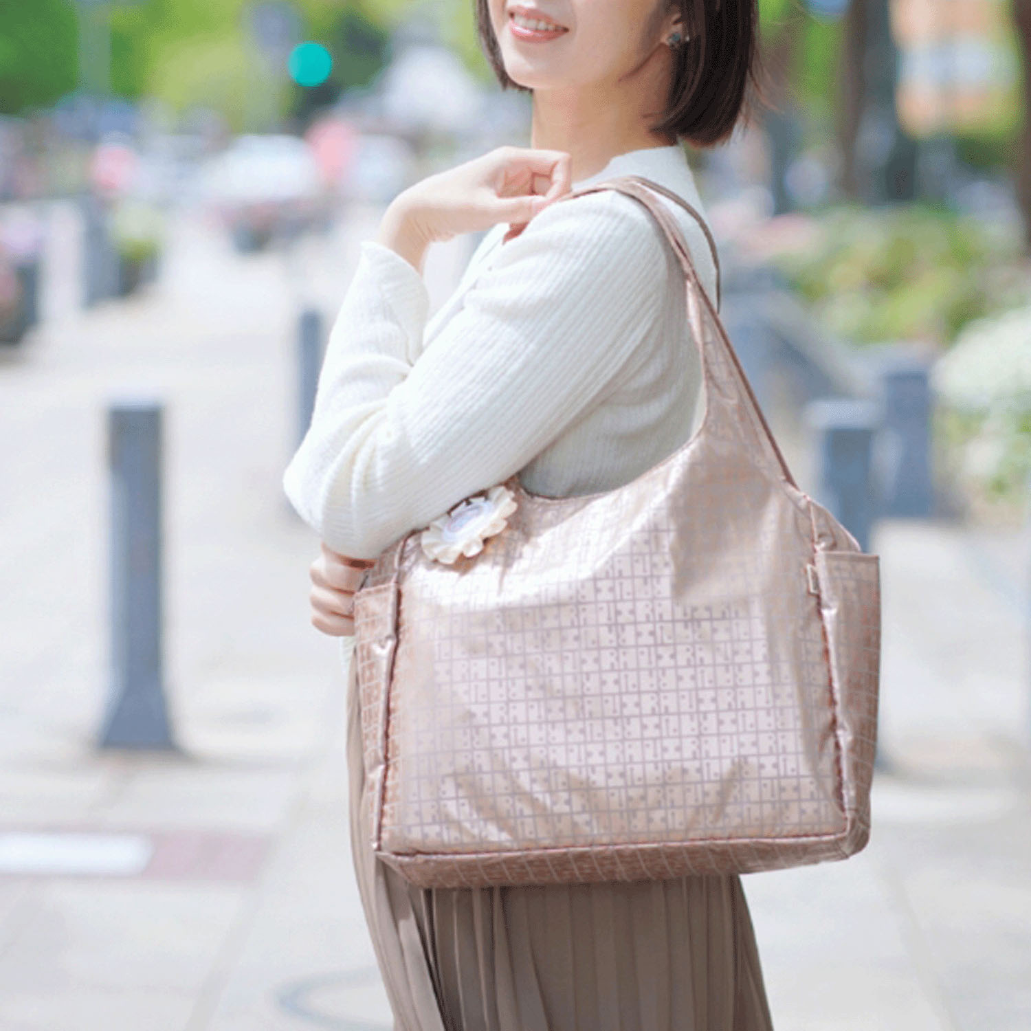 キキ2 ネオクリ手トートM