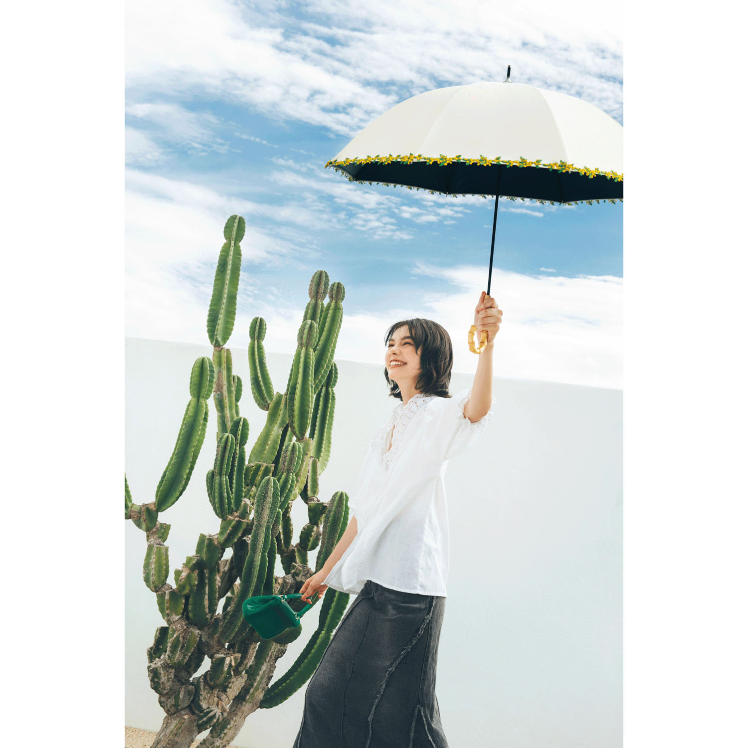 【because】 晴雨兼用 PUフラワーレース長傘 - 画像4