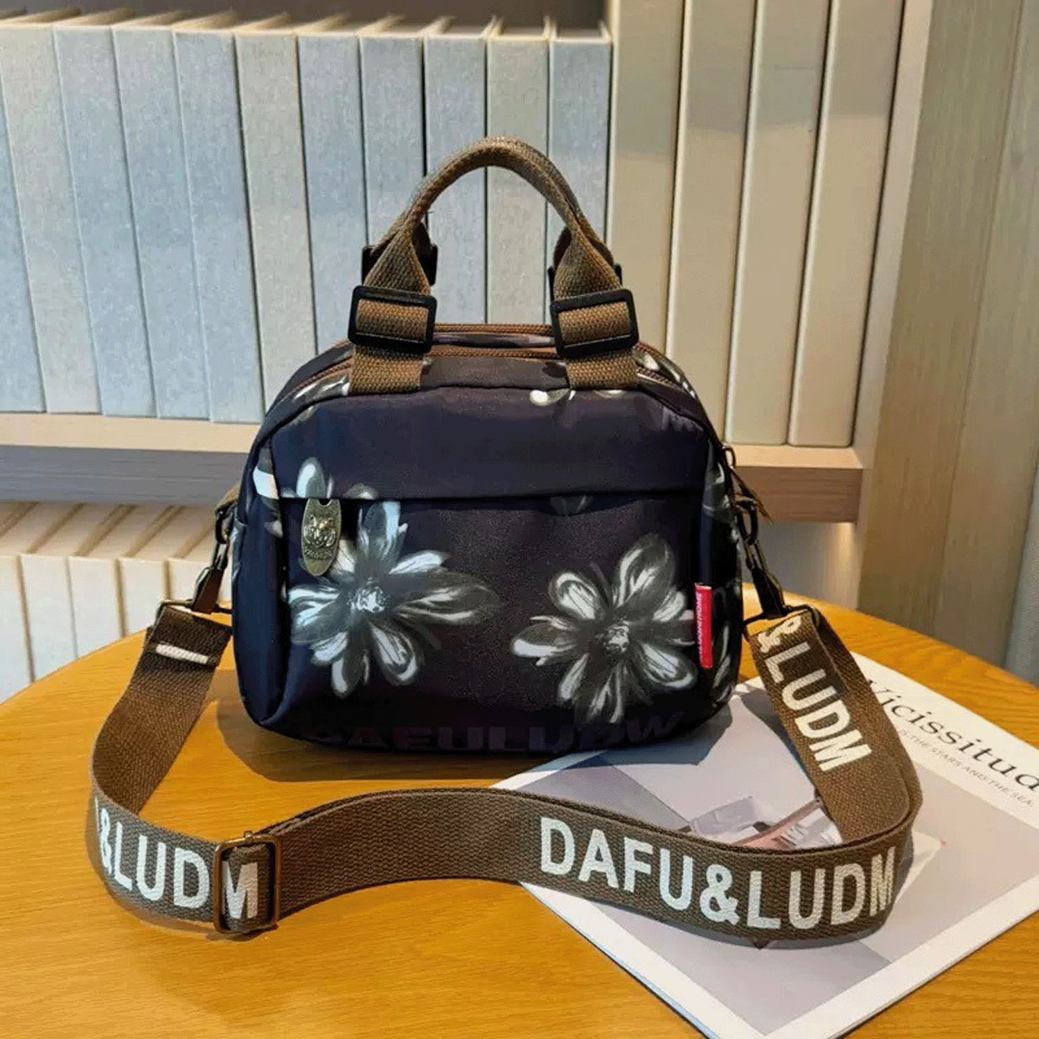 柄物ボストン型2WAYバッグ - 画像12