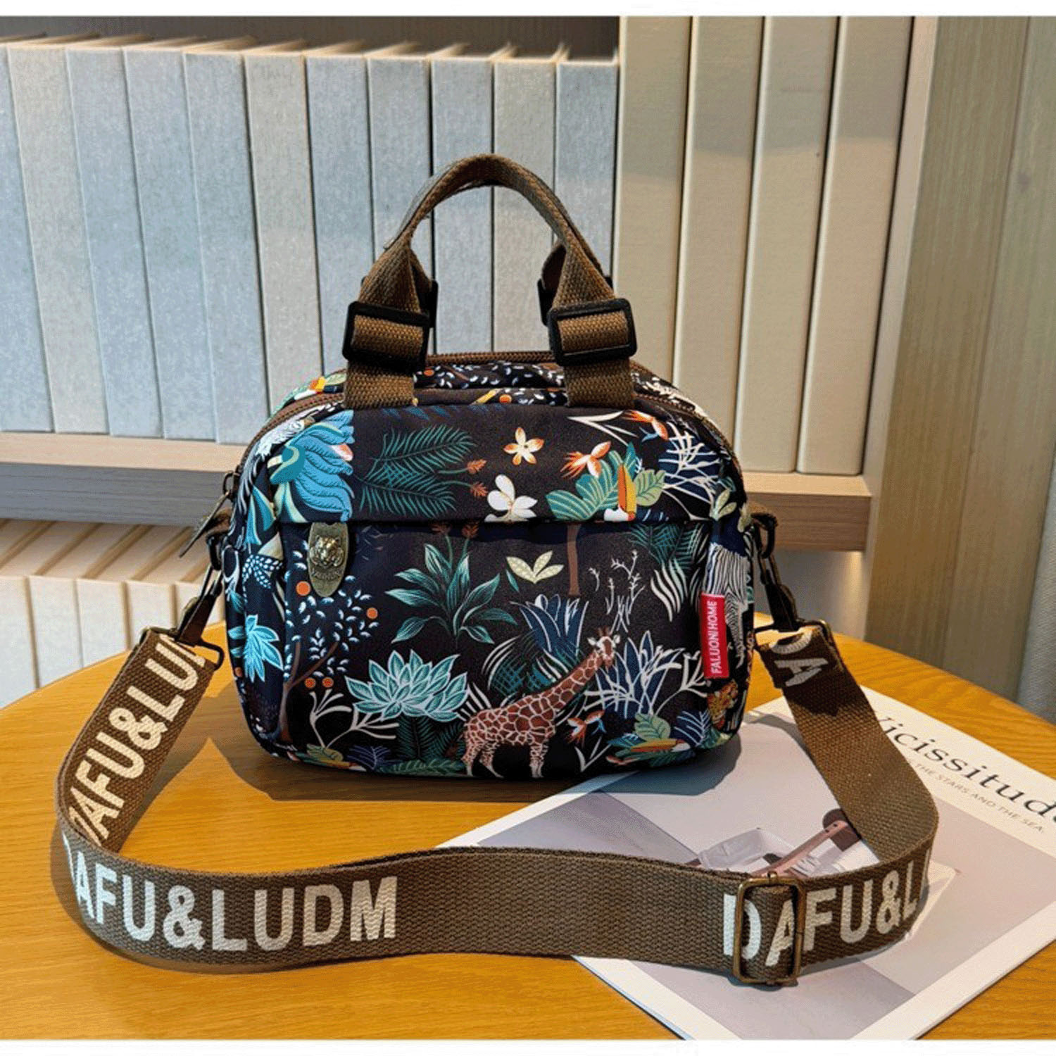 柄物ボストン型2WAYバッグ - 画像5