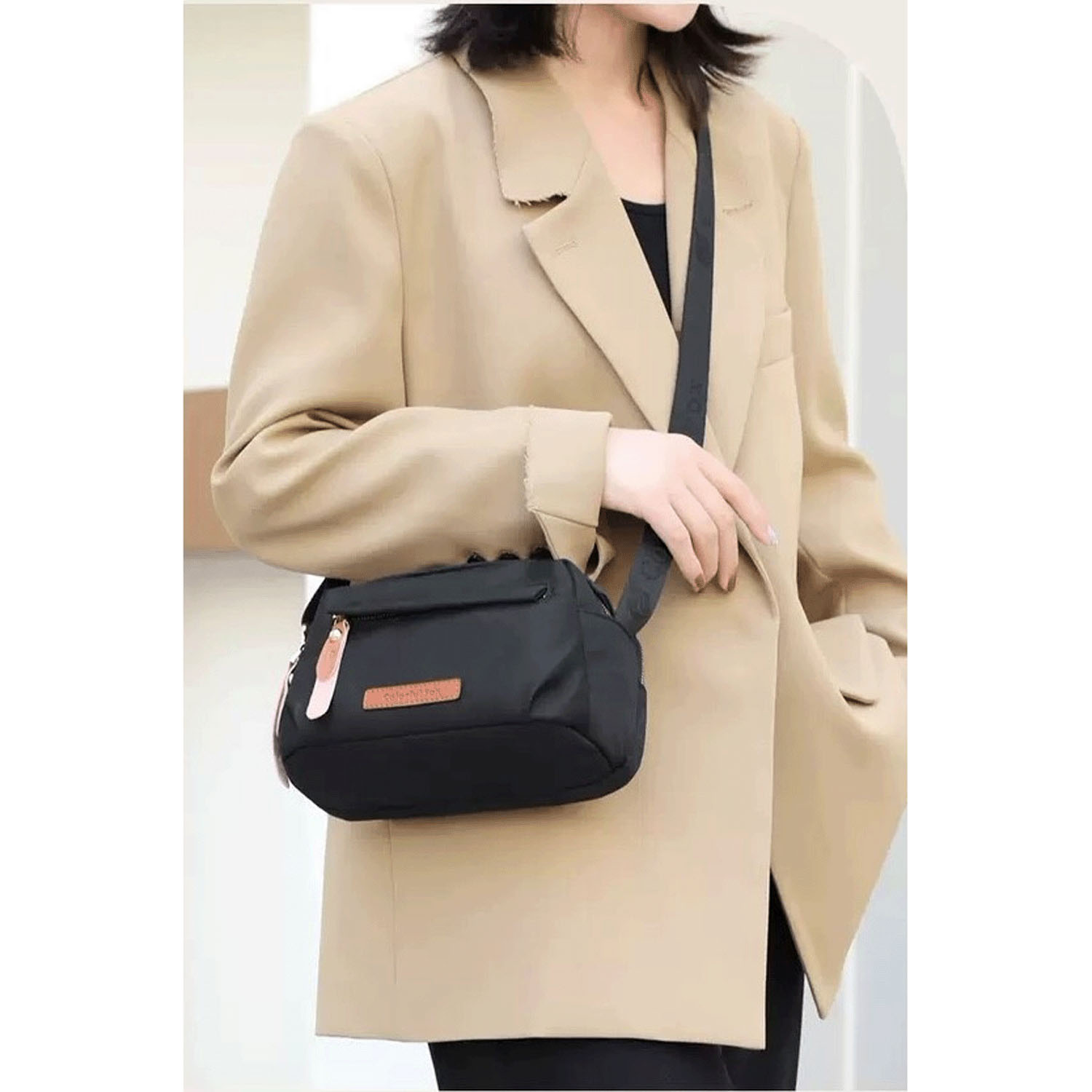 前ポケット付きショルダーバッグ - 画像2