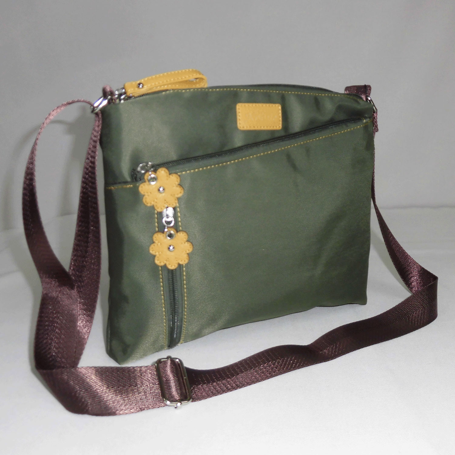 ナイロン多機能横型ショルダーバッグ - 画像5