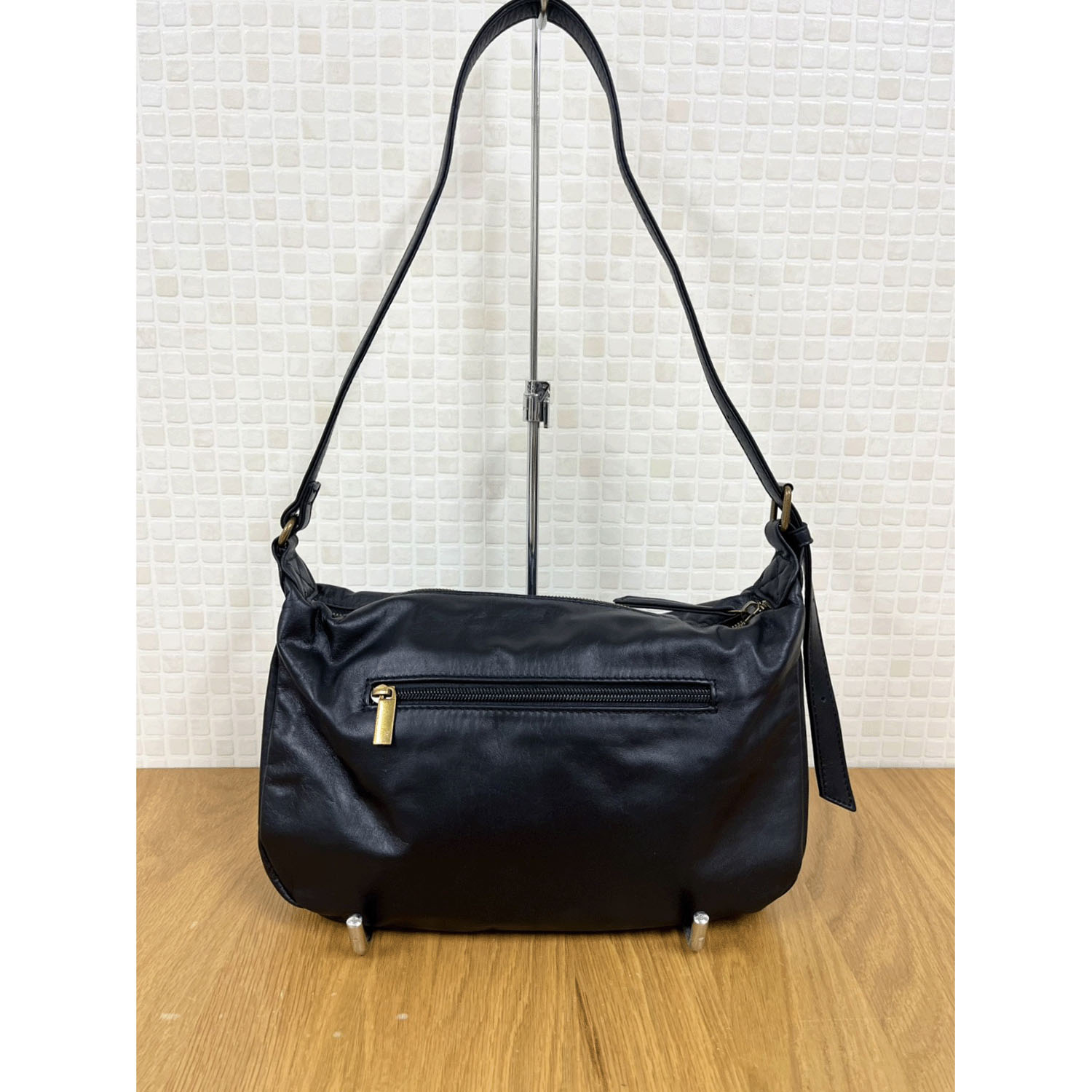 ONE PAIRED（ワンペアード） 牛革撥水ショルダーバッグ - 画像5