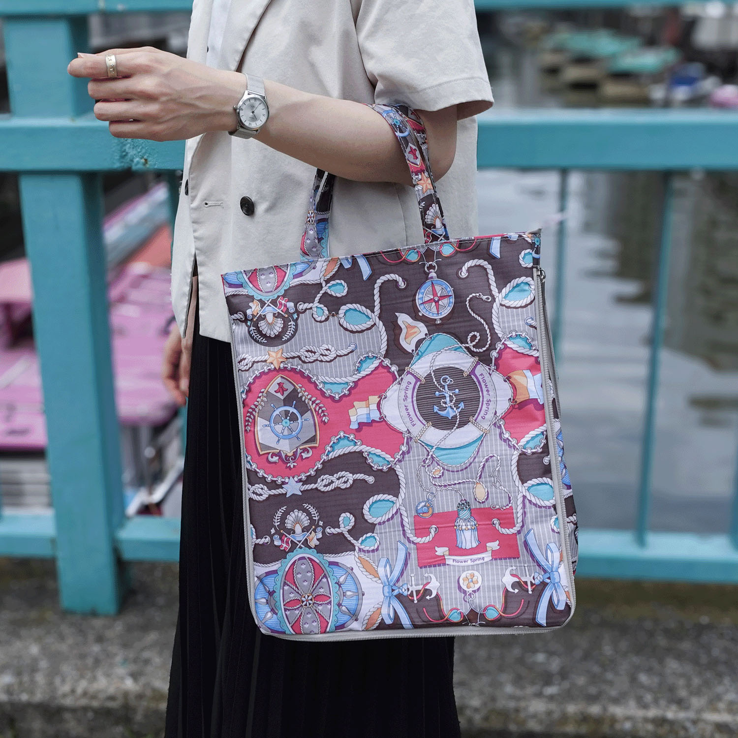 【エトワール別注柄】錨とロープ柄A4拡張縦型バッグ