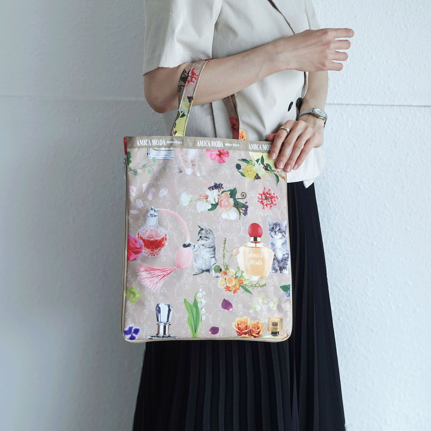 【エトワール別注柄】ビューティーキャットA4拡張縦型バッグ