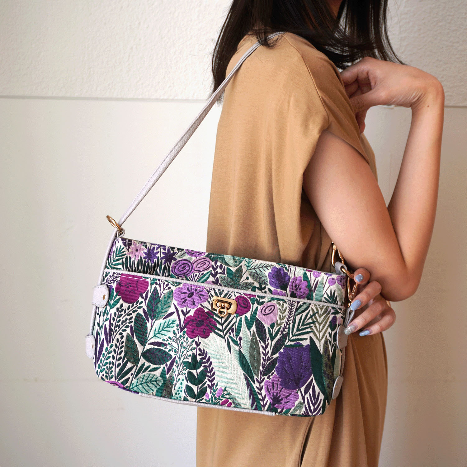 【リニューアル】himoシダイ 金具付きボタニカル柄