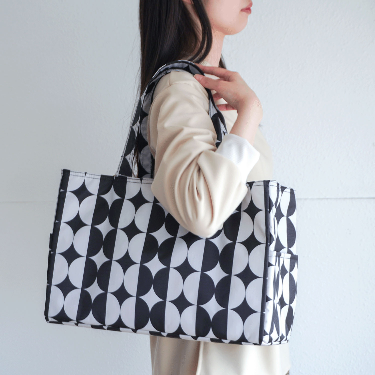 【エトワール別注柄】ドット柄保冷BOX型トートバッグ - 画像1