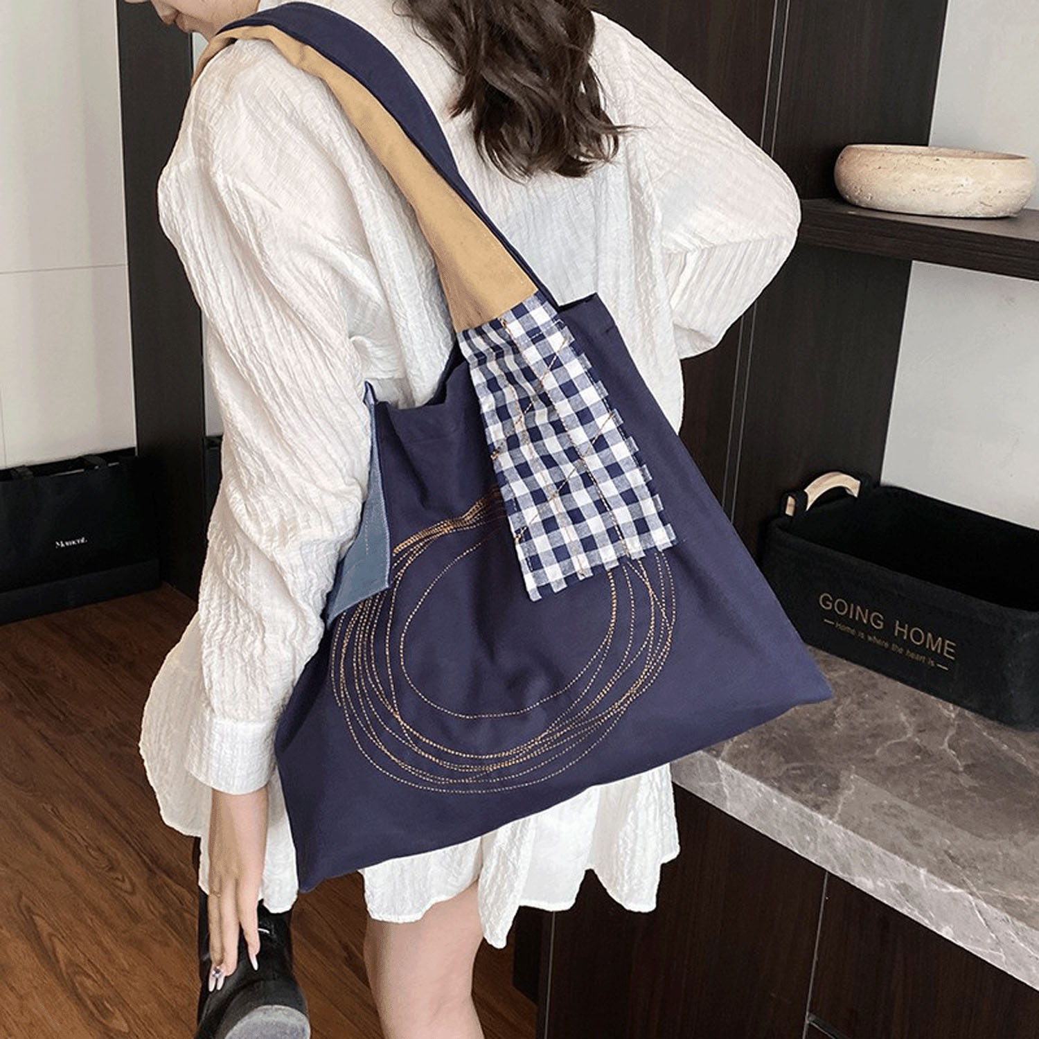 キャンバス刺繍トートバッグ