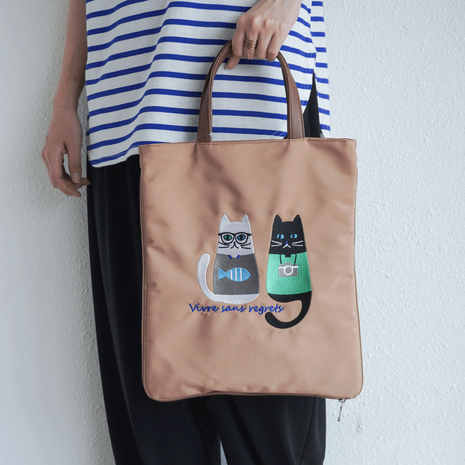 【エトワールオリジナル】アニマル刺繍A4拡張バッグ - 画像4