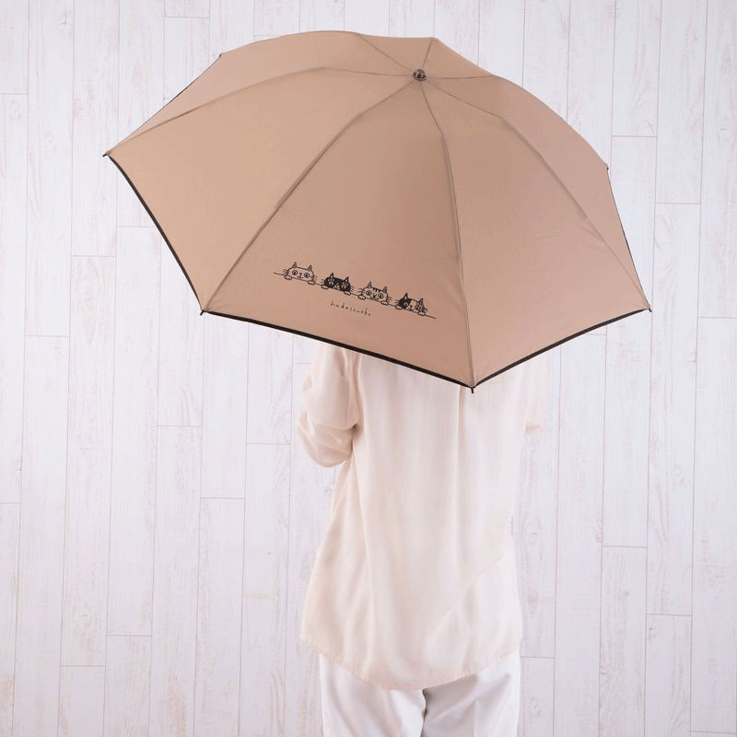 「肌子（Hadaconeko）」コラボ 猫イラスト折傘 - 画像1