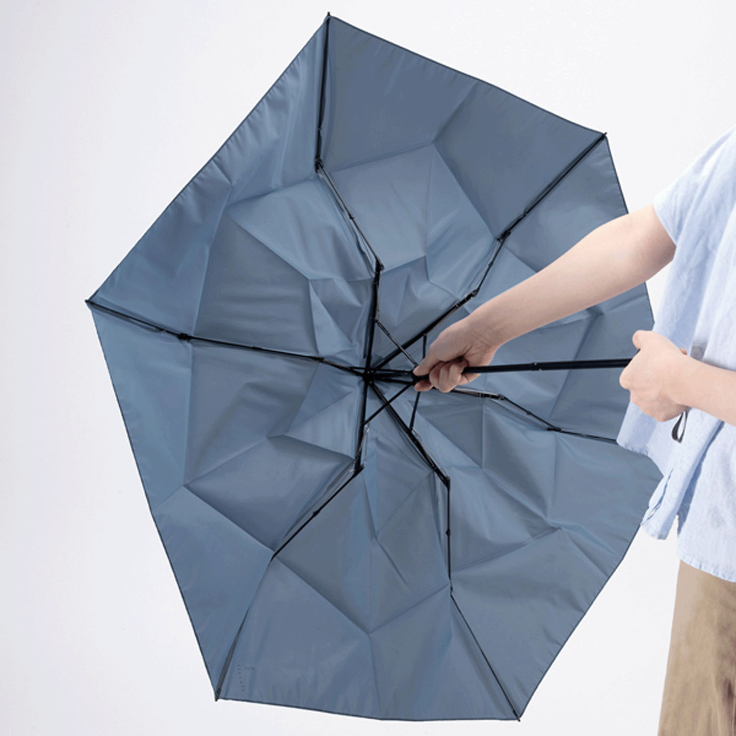 【たたみやすい形状安定】 Wpc．SHAPE－MEMORYアンブレラ - 画像9