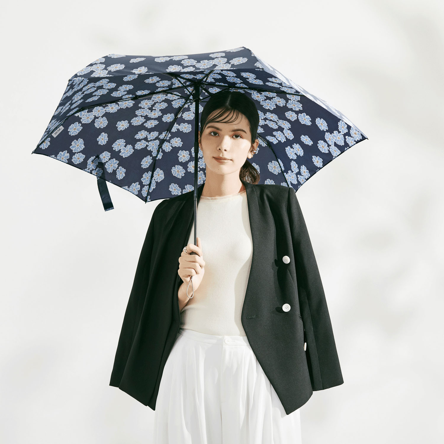 【water front】 カルオート マーガレット自動開閉折傘 - 画像1