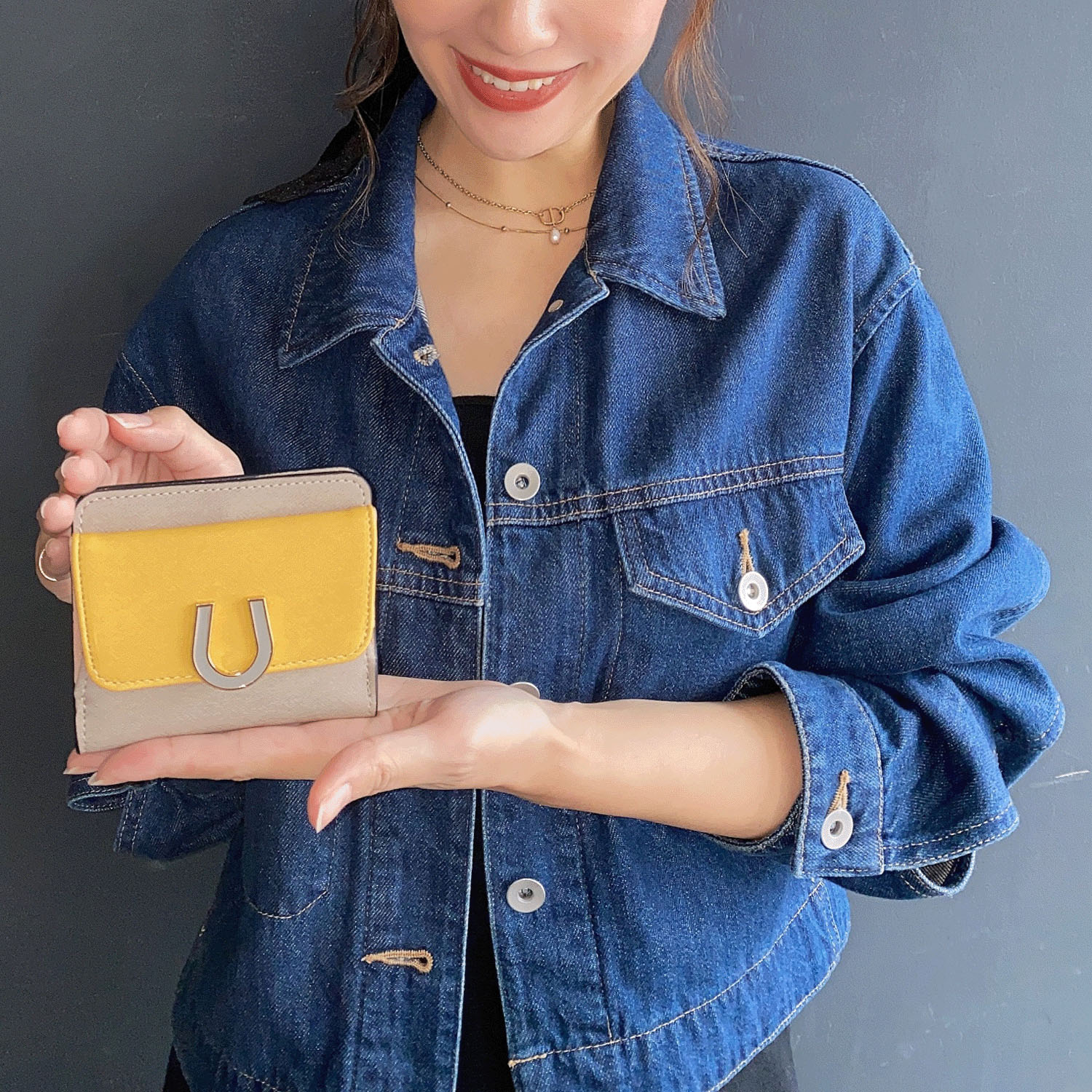 馬蹄金具2つ折り財布