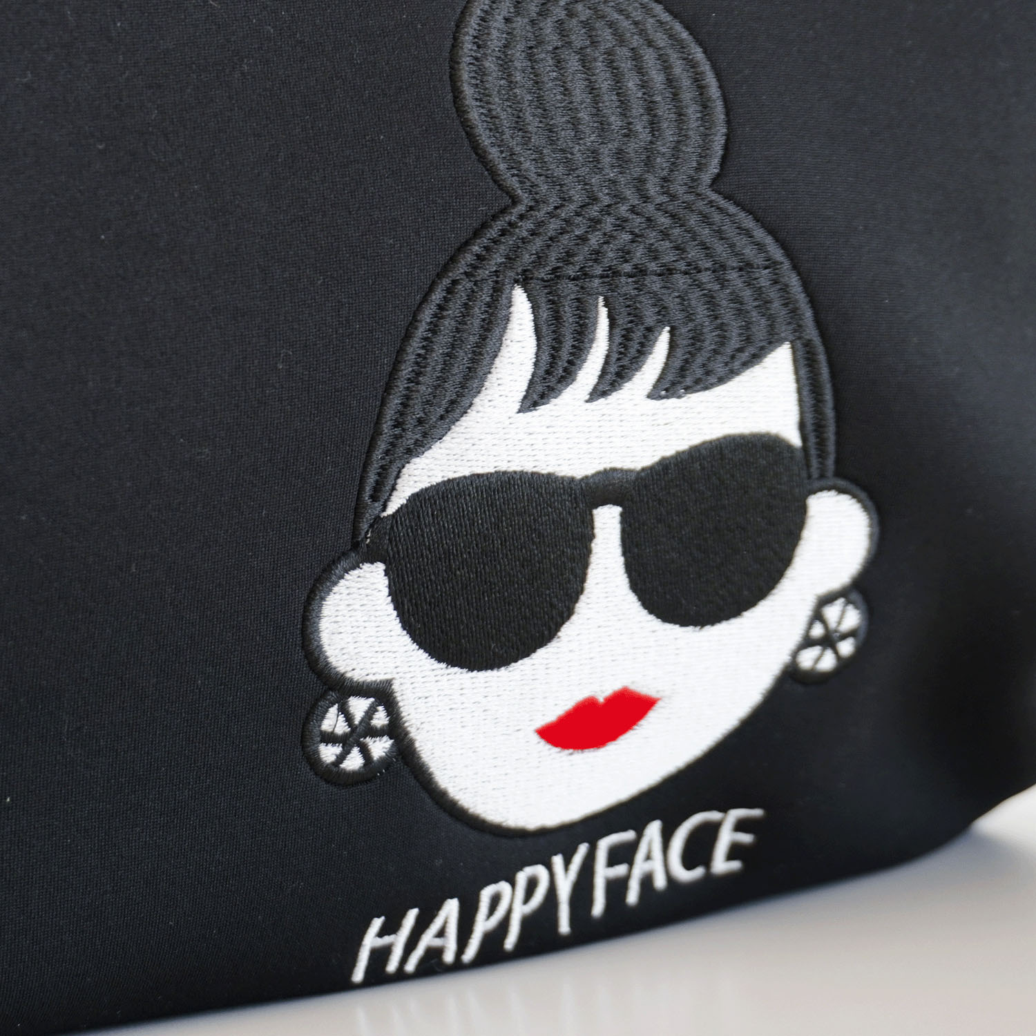 【エトワールオリジナル】HAPPY FACE レディ・エマ刺繍バルーン型バッグ - 画像5