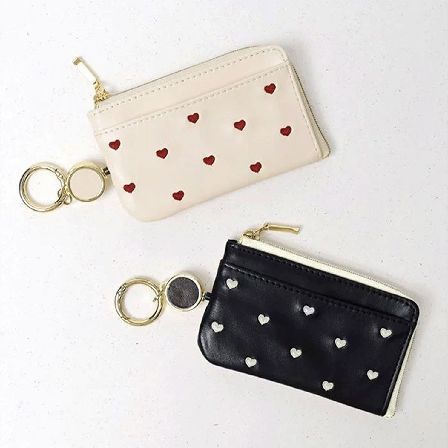 ミニハート刺繍 キーポーチ - 画像1