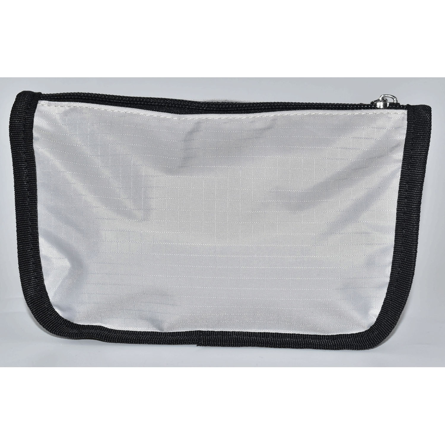 猫刺繍ポーチ - 画像2