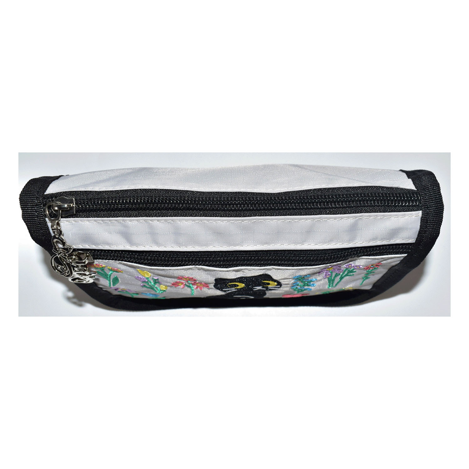 猫刺繍ポーチ - 画像4