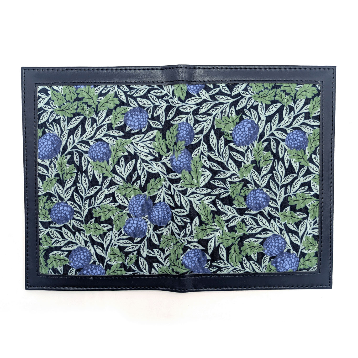 ベリー柄 保険証・お薬手帳ケース - 画像6