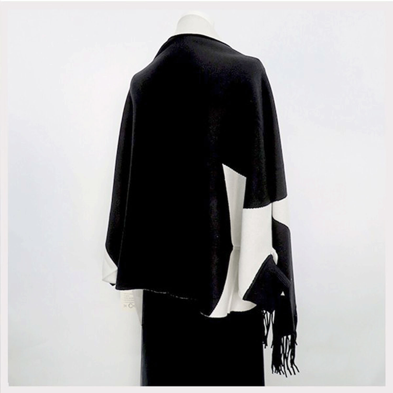 幾何大柄 ケープカーディガン - 画像3