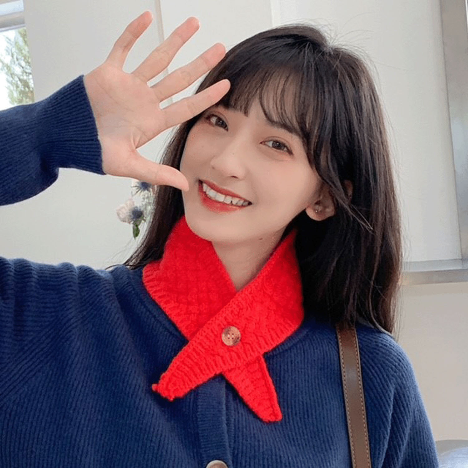 コンパクトニットネック