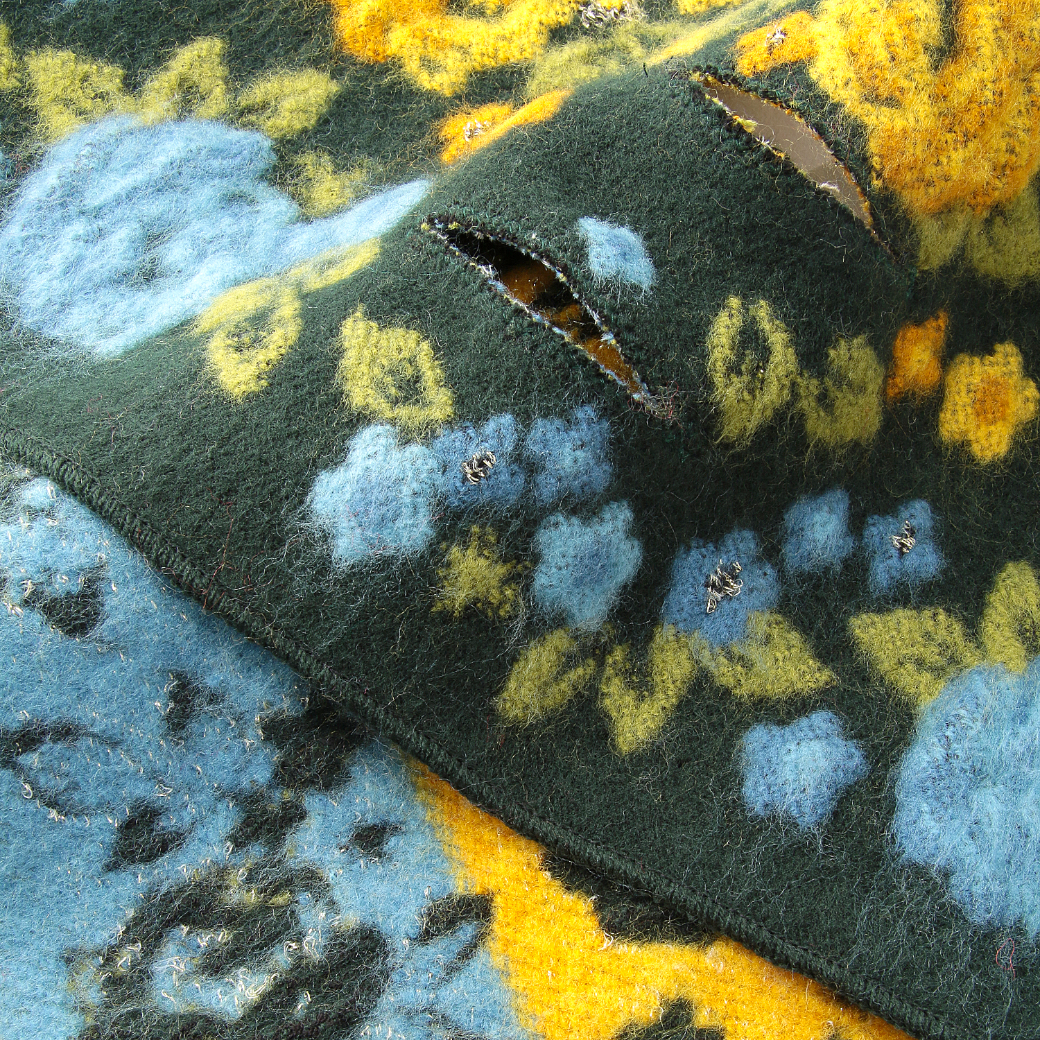 ラシクモア ダブルローズクロスマフラー - 画像6