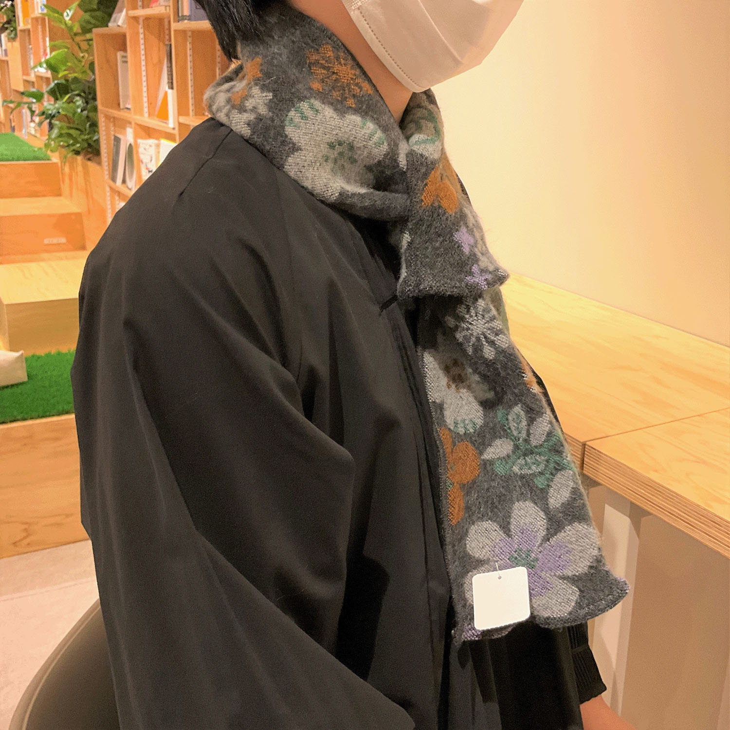 ラシクモア 北欧フラワー プチマフラー - 画像2