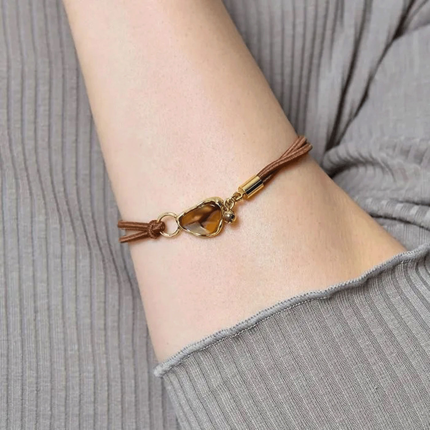 静電気軽減ヘアブレスレット ニュアンスアセチ