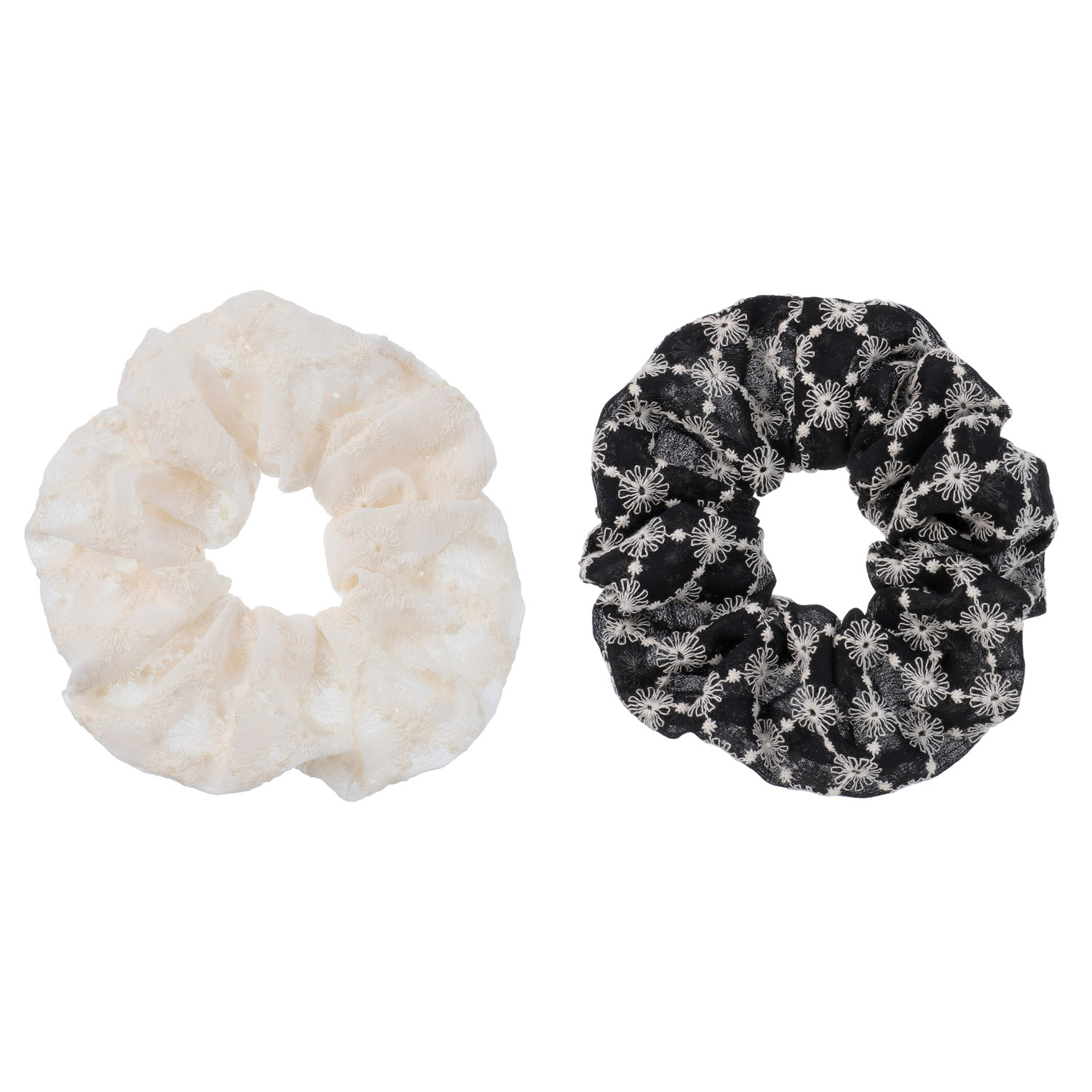 シュシュシュ26刺繍シュシュ