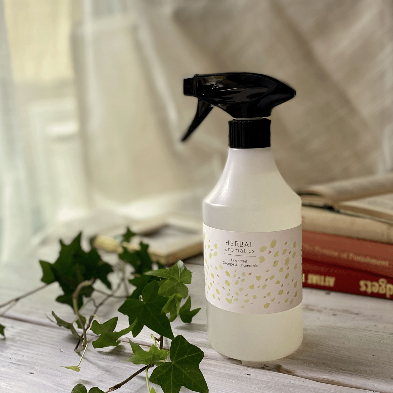 ロタンティック ハーバルアロマティクス リネンフレッシュ - 画像1