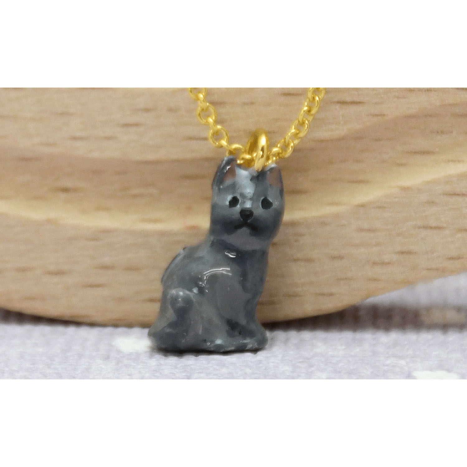 elioネックレス ロシアンブルー