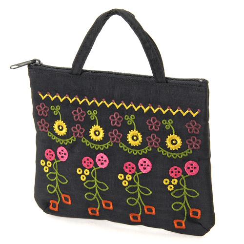 ATSUKO MATANO 刺繍ポーチ花刺繍ブラック - 画像1