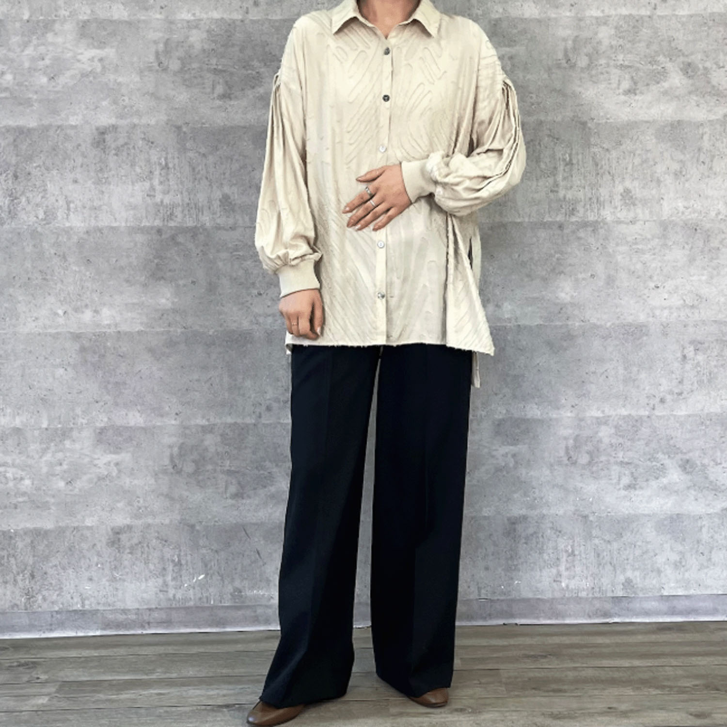 Anna Kerry オーバーサイズシャツ - 画像16