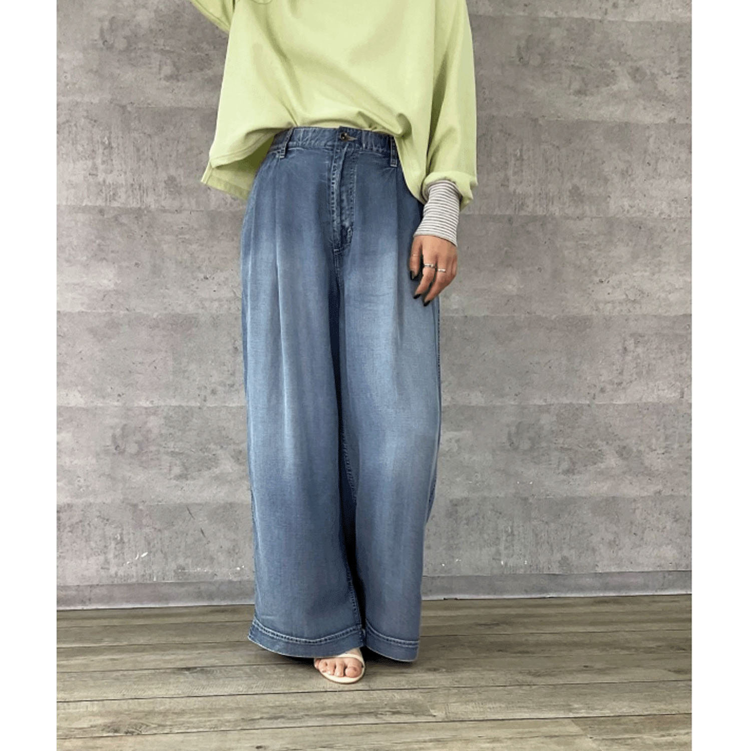 Anna Kerry 2タックテンセルワイドパンツ