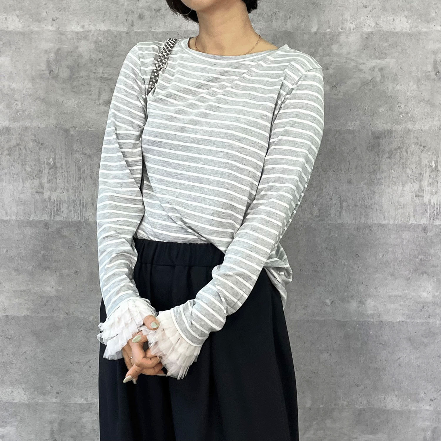 Anna Kerry フリルカフトップス - 画像9