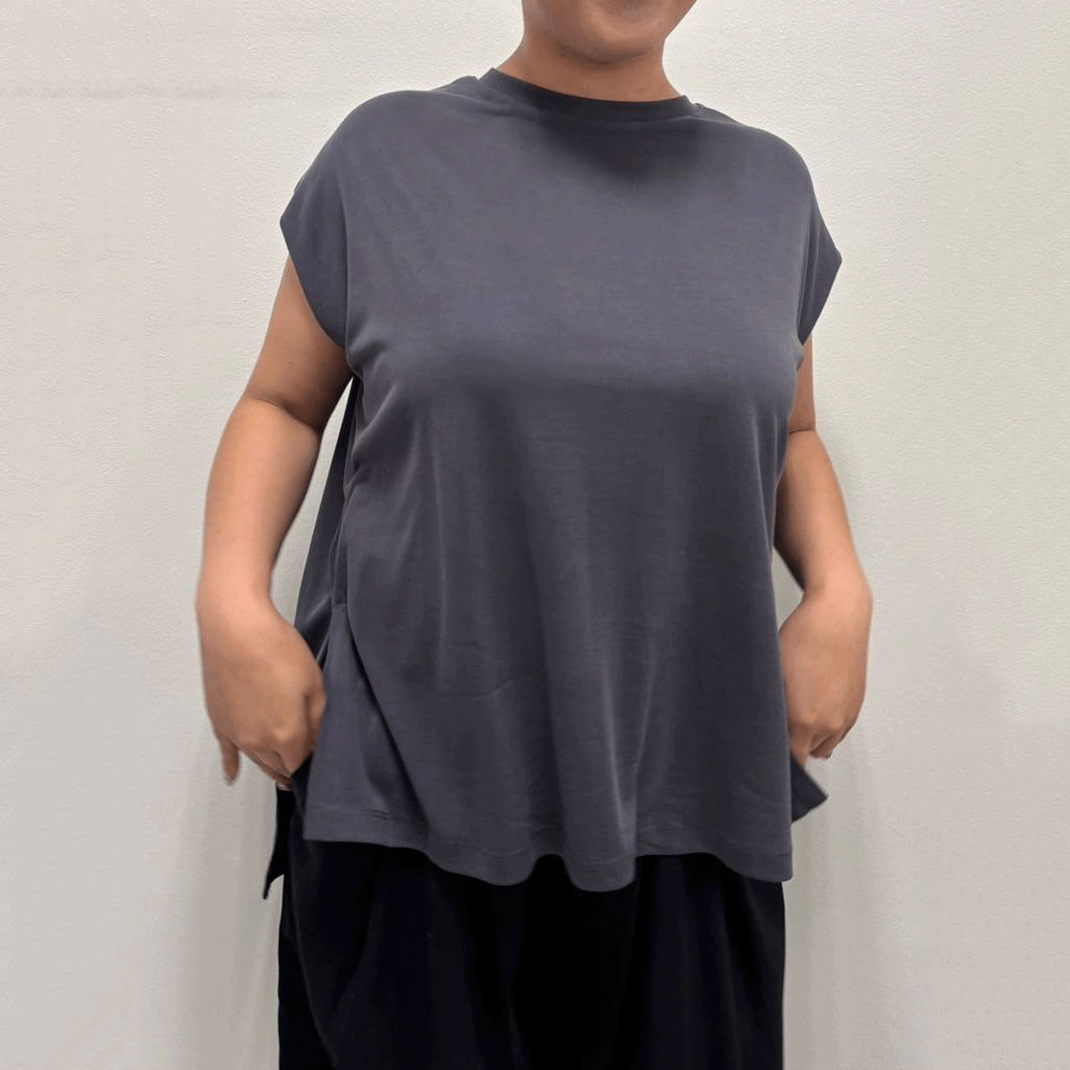 【Insta Live】ROSIEE ソフトな風合いベーシックTシャツ - 画像3