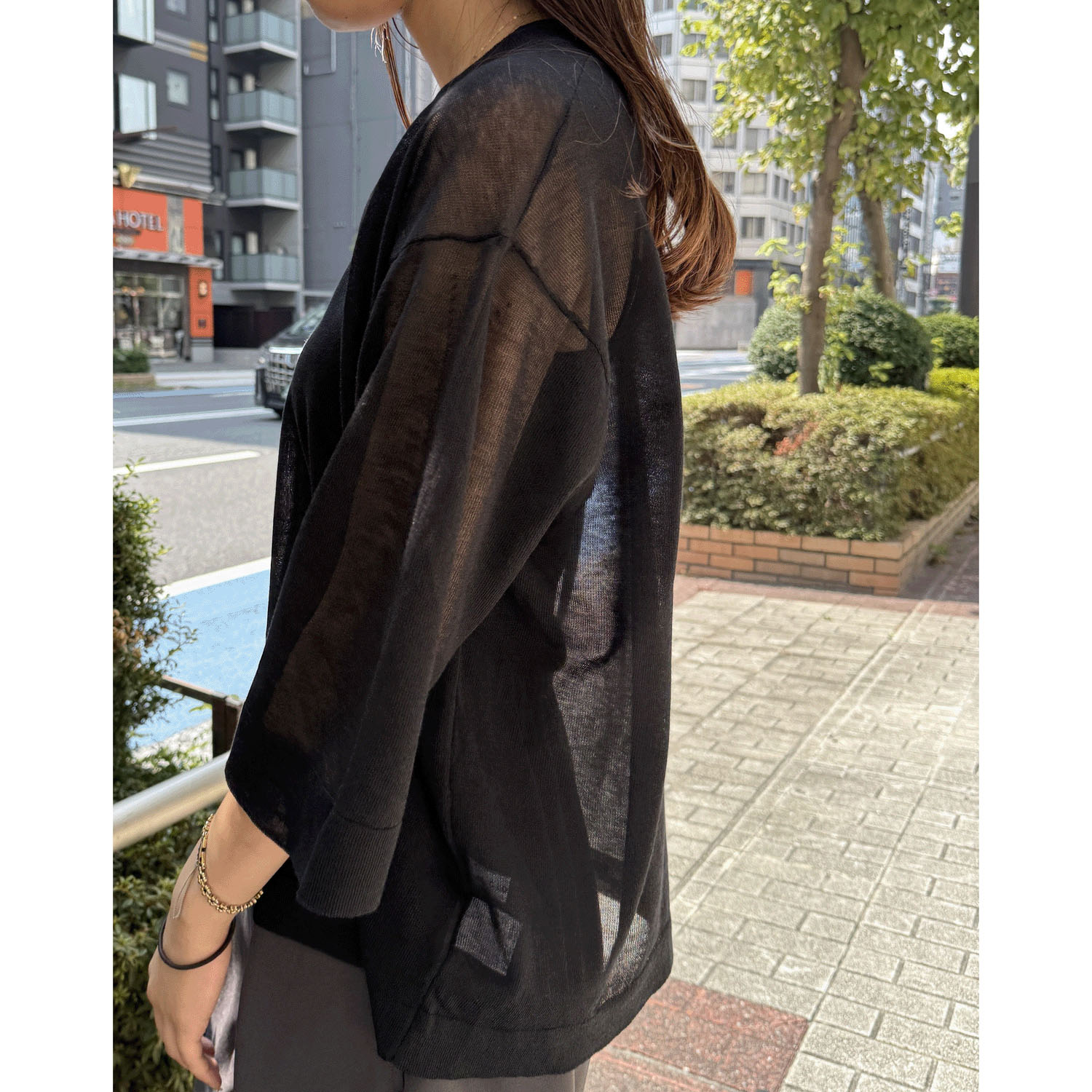 【Insta Live】CLOCHE Vあきニットトップス - 画像2