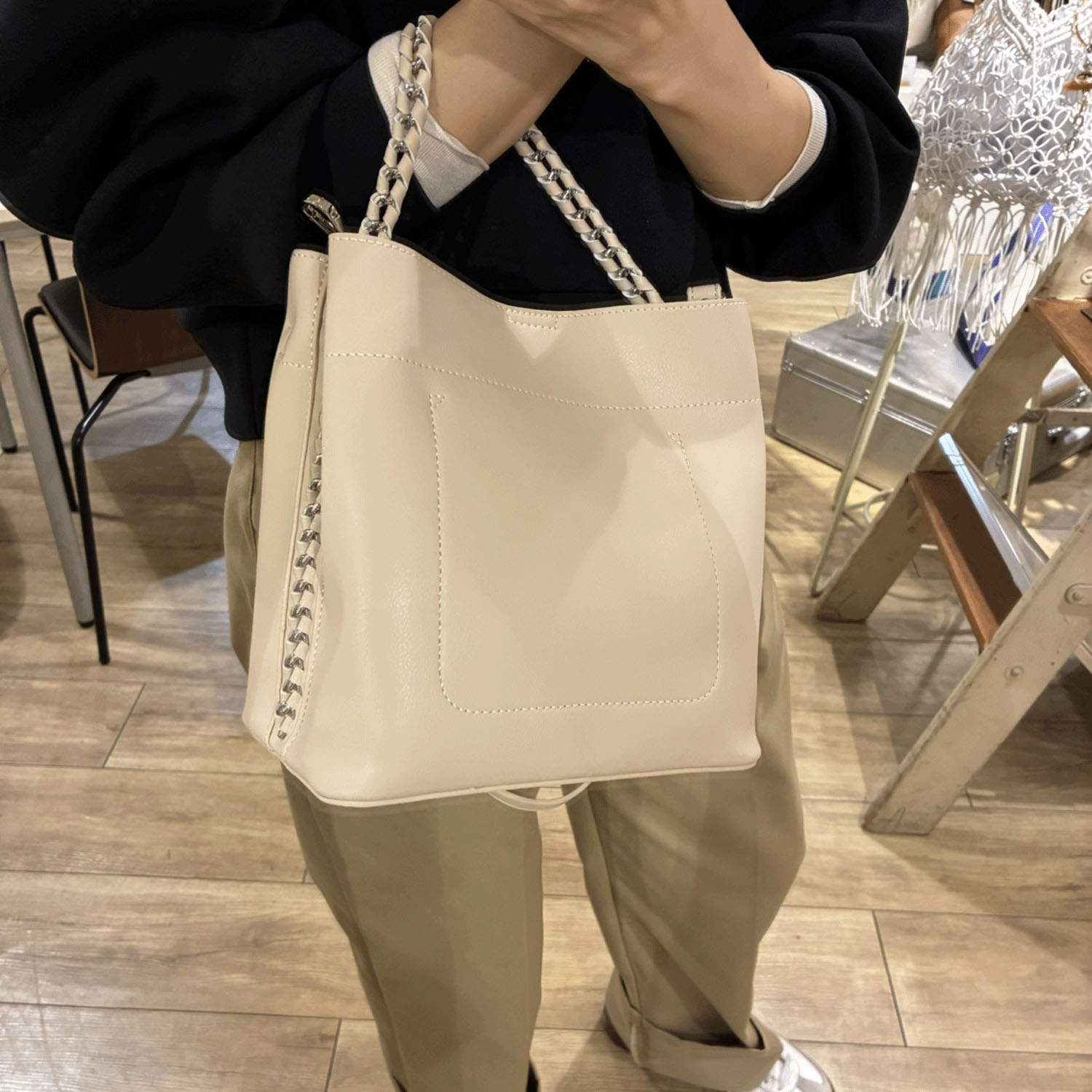 【Insta Live】cachecache サイドチェーンかがりミニトート - 画像4