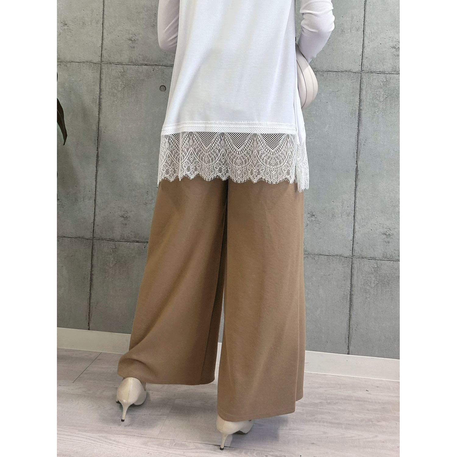 【Insta Live】ROSIEE大人可愛い裾レースTOPS - 画像4